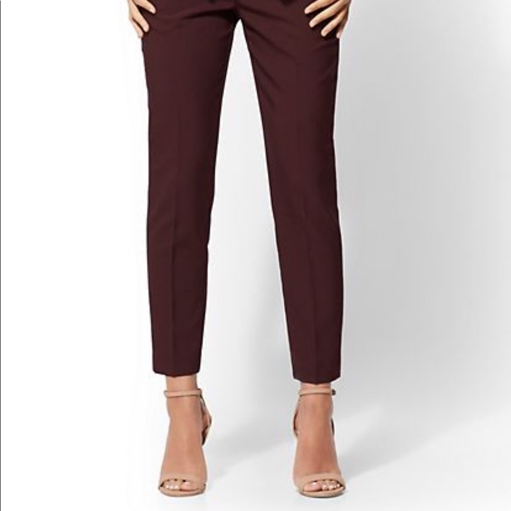 ❗️Last one❗️Burgundy slim leg ankle pants - Picture 3 of 3